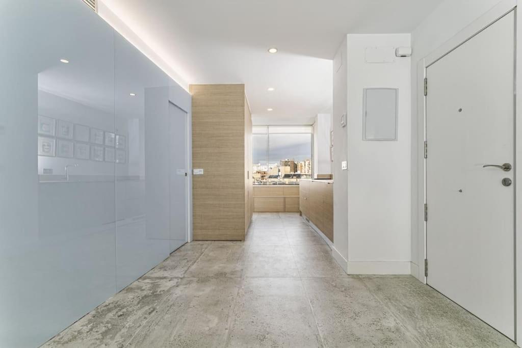 מאלגה Moderno Y Completo Apartamento Frente Al Mar מראה חיצוני תמונה