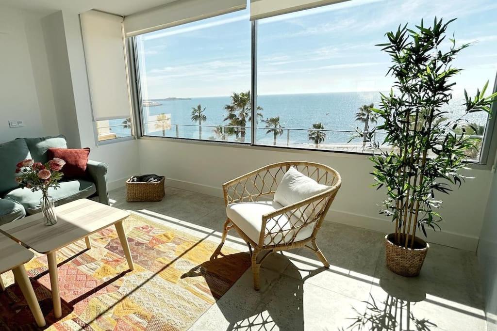 מאלגה Moderno Y Completo Apartamento Frente Al Mar מראה חיצוני תמונה